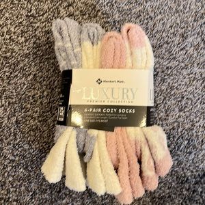 Luxury Cozy Socks 4 pack